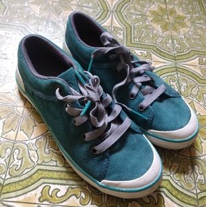 Teva Women's leather suede Freewheel sneakers